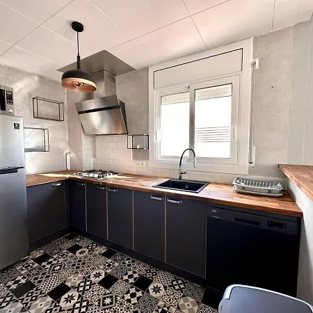 Maya Apartament Roses