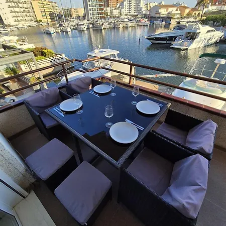 Apartament Maya Roses