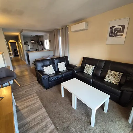 Apartment Maya *
